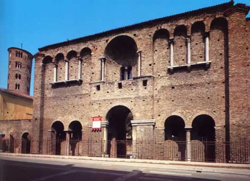 Facciata di San Salvatore. VIII sec. Ravenna