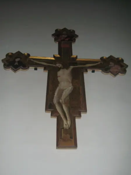 Pietro da Rimini(?) Crocifisso. Tempera su tavola lignea. cm. 287X240. Chiesa Collegiata della Madonna del Rosario. Santarcangelo