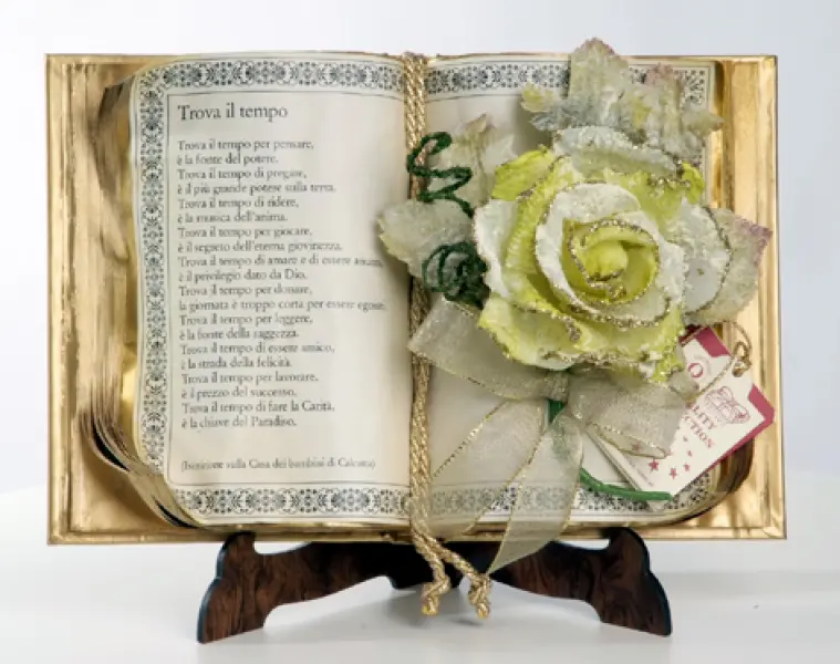Trova il Tempo. Libro Messaggio con decorazione floreale.