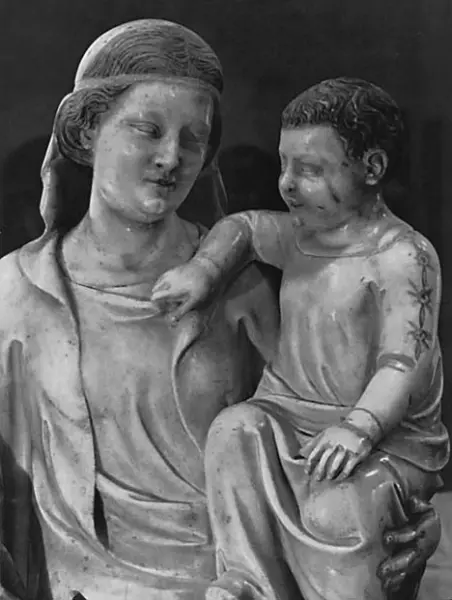 Andrea Pisano. Madonna col Bambino. 1347-48 ca. Marmo. Orvieto, Museo dell'Opera del Duomo.