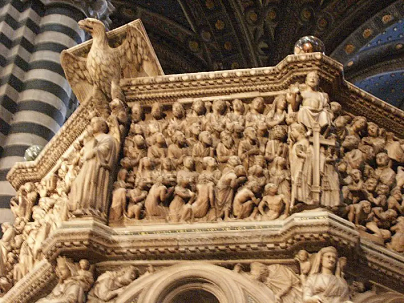 Nicola Pisano e aiuti. Pulpito. Dett. con il Giudizio universale. 1266-69. Marmo. h.cm. 460. Siena, Duomo.