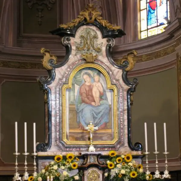 Ancona d'altare.  Santuario della madonna delle grazie.Trecate.