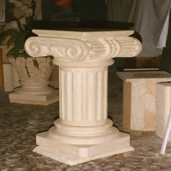 Esempio di colonna ionica.