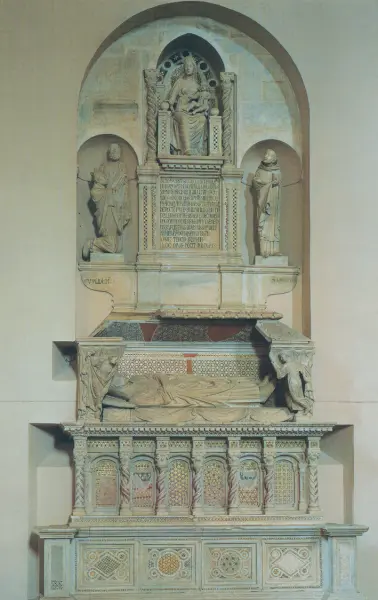 Arnolfo di Cambio. Monumento funebre del cardinale De Braye. 1282. Marmo e mosaico. Orvieto, San Domenico.