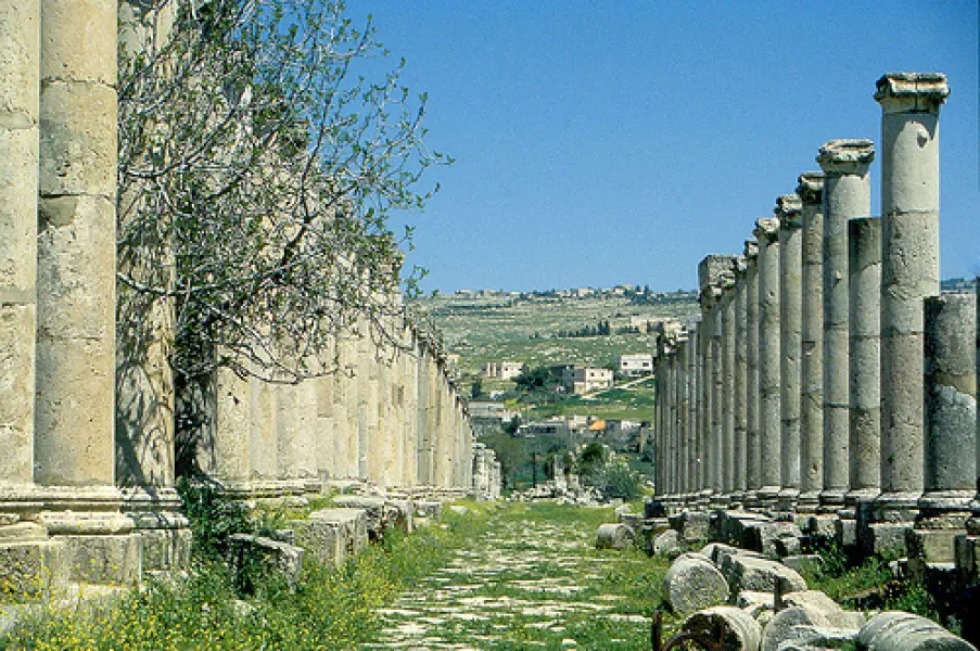 Cardo romano a Gerasa (Giordania)