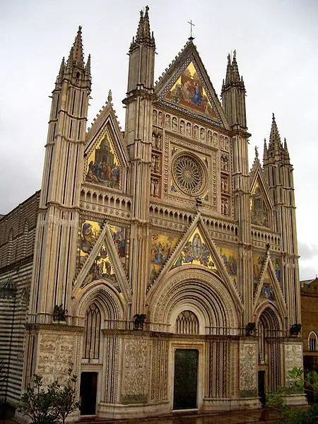 Lorenzo Maitani. Facciata del Duomo di Orvieto. 1310-1330.