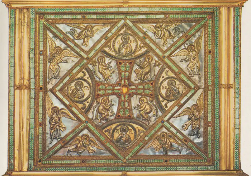 Vuolvinio e aiuti. Altare di Sant'Ambrogio. sec. IX. veduta di uno dei lati minori.