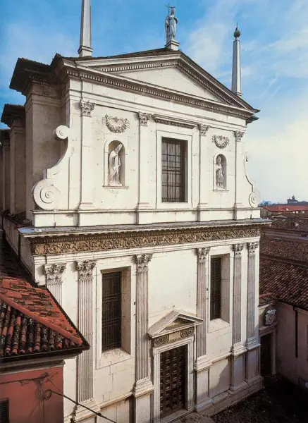 Chiesa di Santa Giulia. Facciata.Brescia, Complesso di San Salvatore in Santa Giulia.