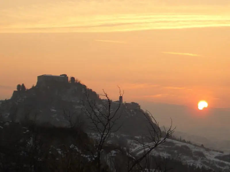 Montebello di Rimini. Veduta del borgo medievale.