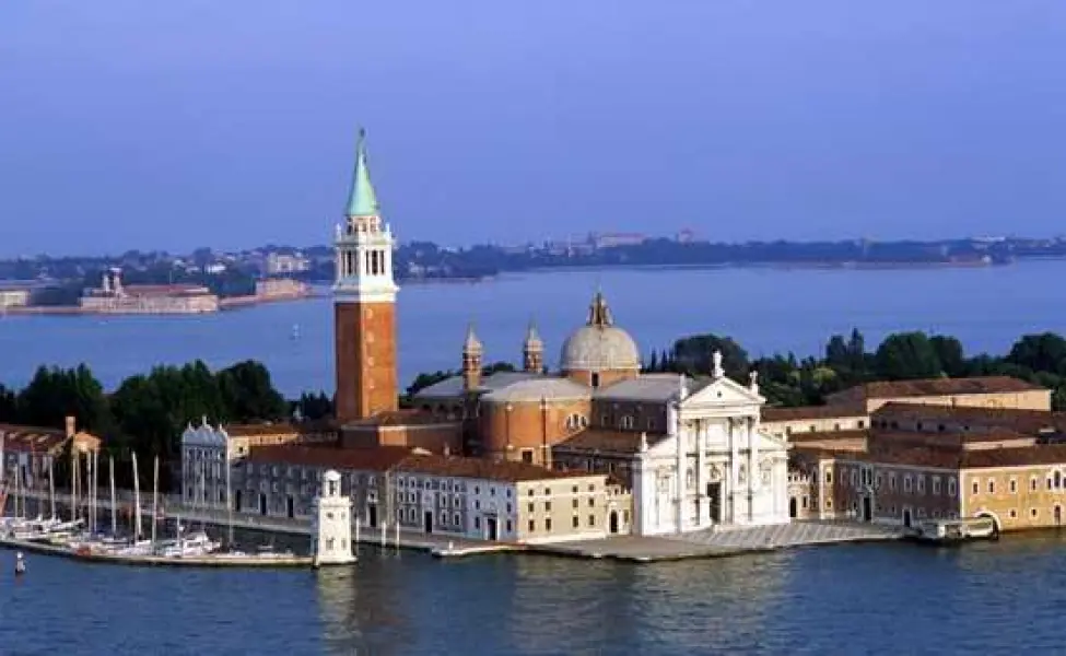 Veduta dell'Isola di San Giorgio a Venezia con la Basilica palladiana