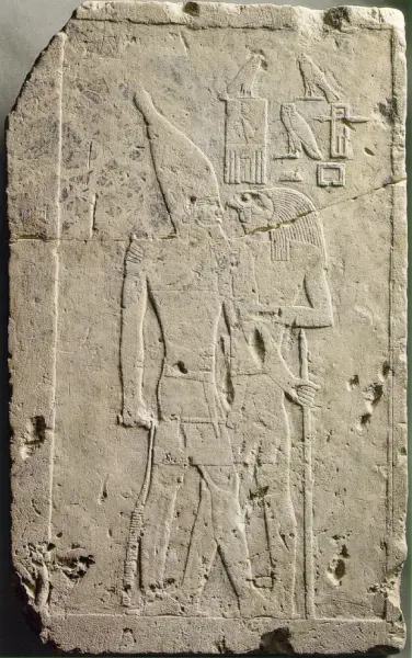 Stele di Qahedjet. Horus protegge il faraone Qahedjet. III dinastia. Granito. cm.50,5X31. Parigi, Louvre