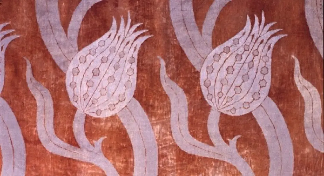 Mariano Fortuny. Tessuto con decorazione floreale
