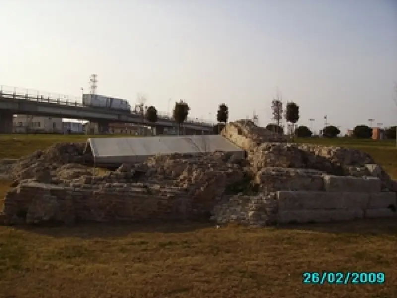 Resti della rocca di Cesenatico. Veduta degli scavi archeologici.