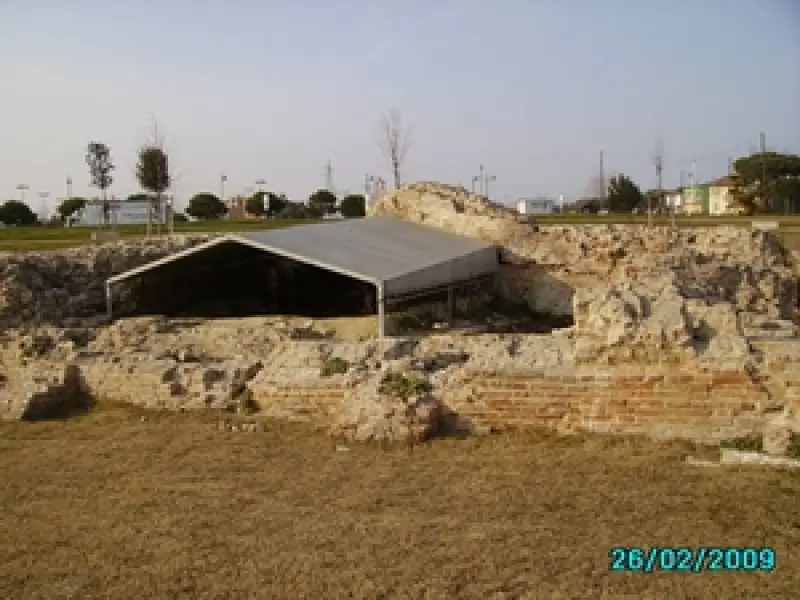 Resti della rocca di Cesenatico. Veduta degli scavi archeologici.