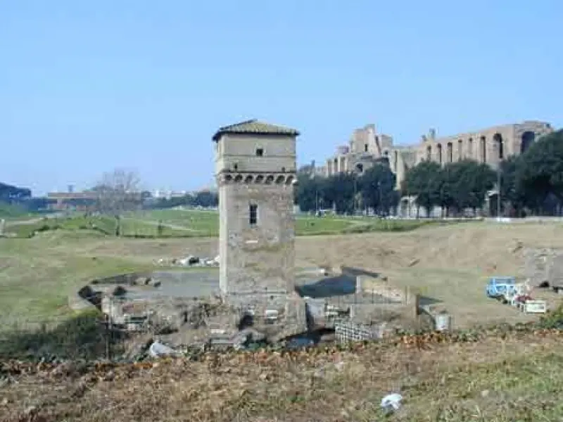 Torre medievale del Circo Massimo, Roma