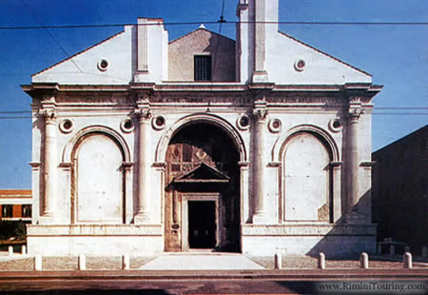 Leon Battisa Alberti. Tempio Malatestiano. Facciata. 1450-68. Rimini