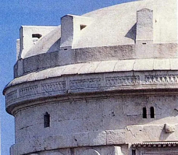 Mausoleo di Teodorico a Ravenna. Part. della calotta