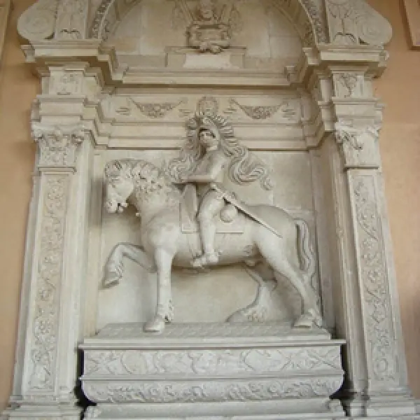 <p><em>Monumento funerario a Brunoro II Zampeschi</em>. sec. XVI. Pietra d'Istria. San Rufillo. Forlimpopoli.</p>
